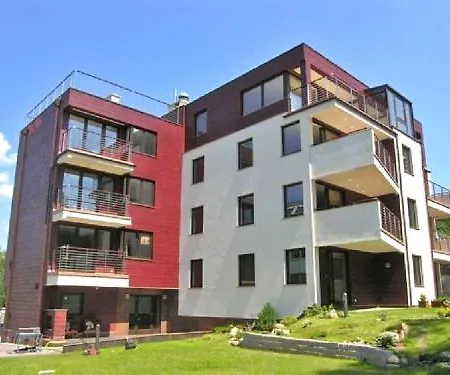 Huzarska I 아파트 *